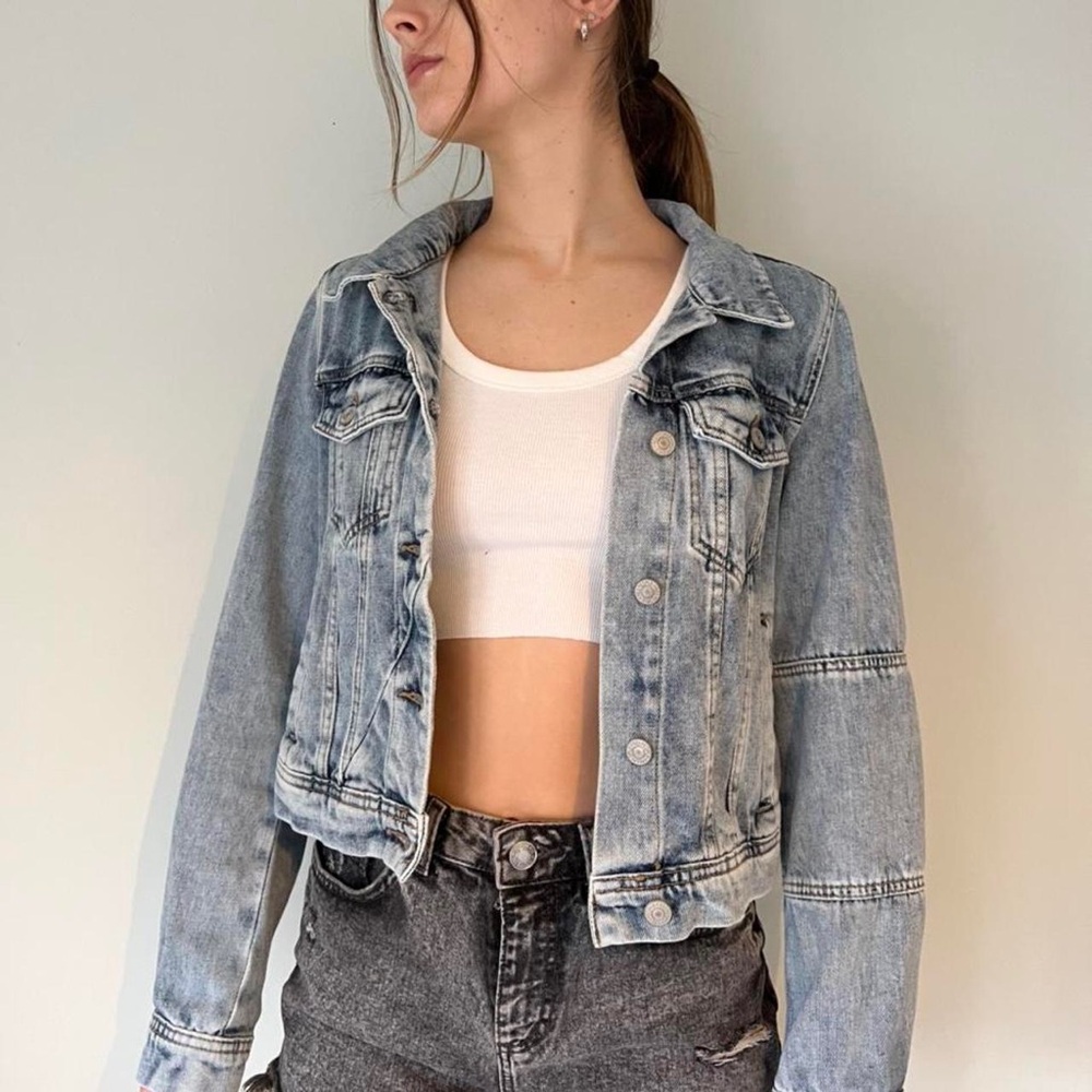 Free people Jean jacket barely worn